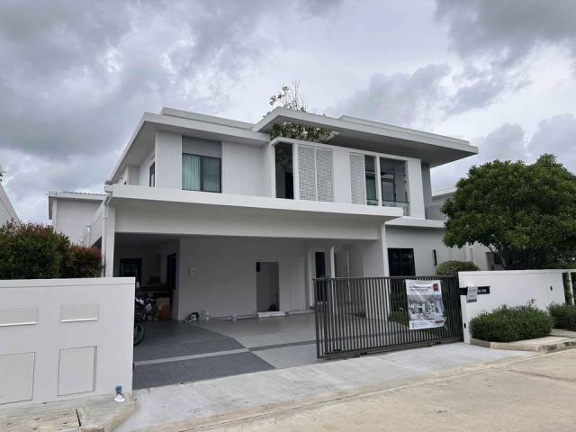 ให้เช่า Mantana Bangna Km.15 Fully Furnished บ้านอยู่ใกล้สวนส่วนกลาง