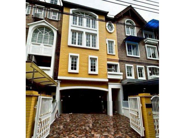 P464 ให้เช่า บ้าน โครงการ Yenakart Residence เย็นอากาศ เรสซิเดนซ์ รีโนเวทใหม่ ใจกลางสาทร ใกล้สาทร สีลม One Bangkok