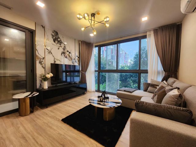 Taka Haus for rent 2 bedrooms 2 bathrooms 60 sqm rental 55,000 baht/month