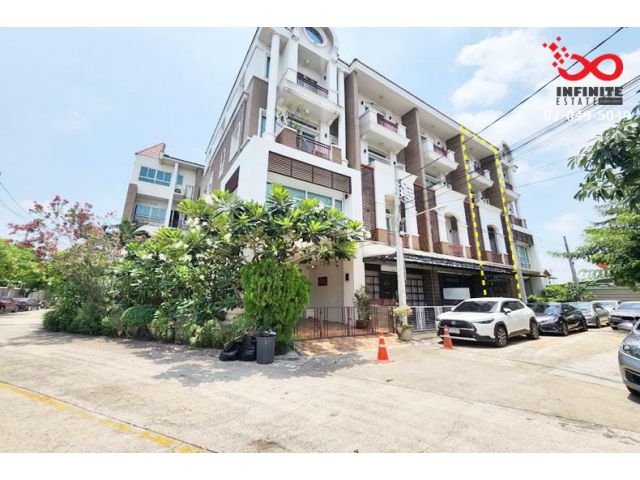 ขายทาวน์โฮม 4 ชั้น Premium Place นวมินทร์ – ลาดพร้าว 101 ใกล้เลียบด่วนรามอินทรา พร้อมอยู่