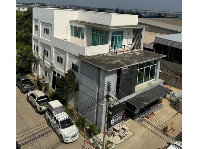 ขายโฮมออฟฟิต  3 ชั้น พื้นที่ใช้สอยกว่า 500 ตร.เมตร
