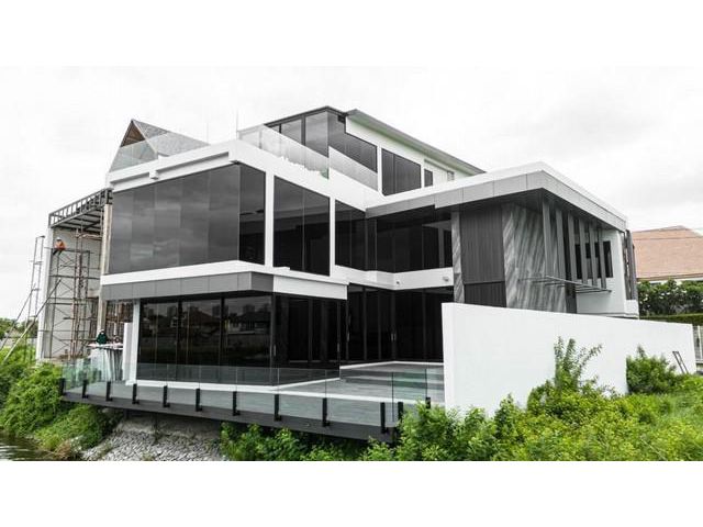 ขายบ้านเดี่ยว บ้านหรูริมทะเลสาบ3ชั้น The Laken เมืองทองธานี