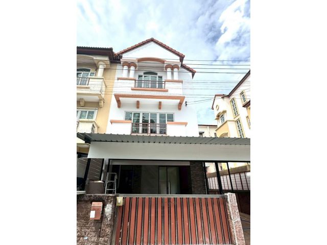 เช่าโฮมออฟฟิศ 3 ชั้นครึ่ง หมู่บ้าน สรานนท์ ปากเกร็ด