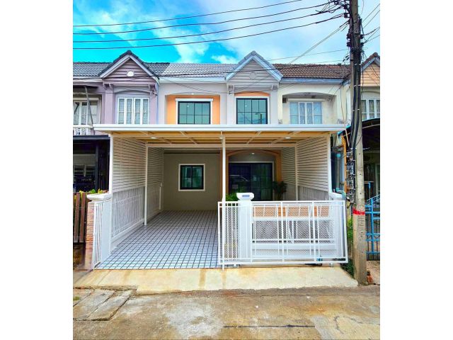 หมู่บ้านบุศรินทร์