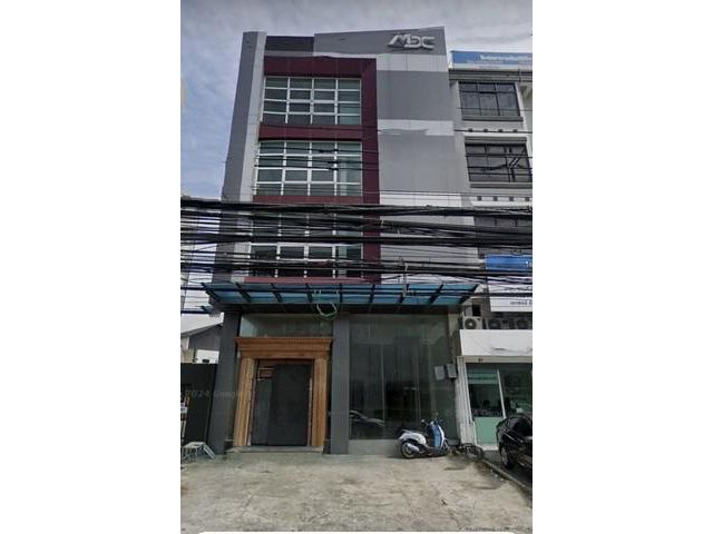 ขายอาคารพาณิชย์ริมถนนรามอินทรา แนวรถไฟฟ้าสีชมพู ตกแต่งพร้อม