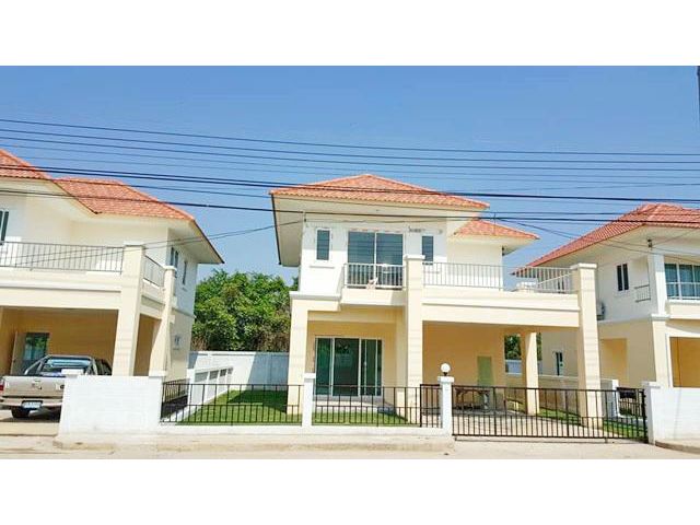 ให้เช่าบ้าน 2ชั้น ม.กรุงเทพ BRT ม.ธรรมศาสตร์ รังสิต 3นอน 53ตร.วา