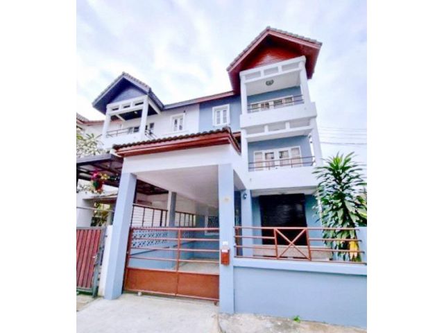MRTแจ้งวัฒนะ14 ให้เช่าคฤหาสน์ใหม่ ห้องมุม 3ชั้น 42ตร.วา.482ตร.ม.