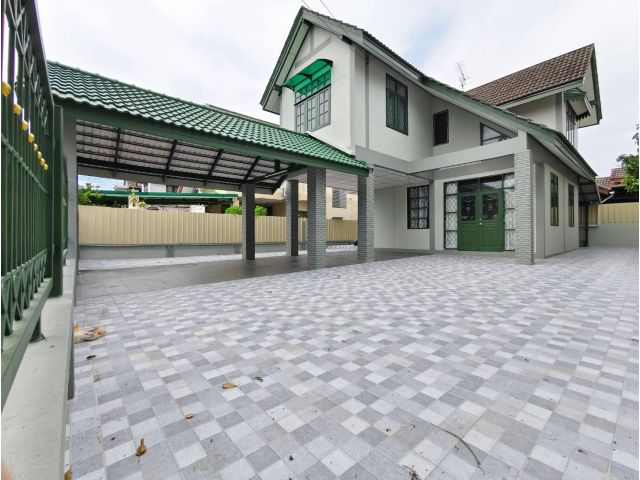 ให้เช่า บ้านเดี่ยว บ้านประชาชื่น รีโนเวทใหม่ พร้อมเข้าอยู่!