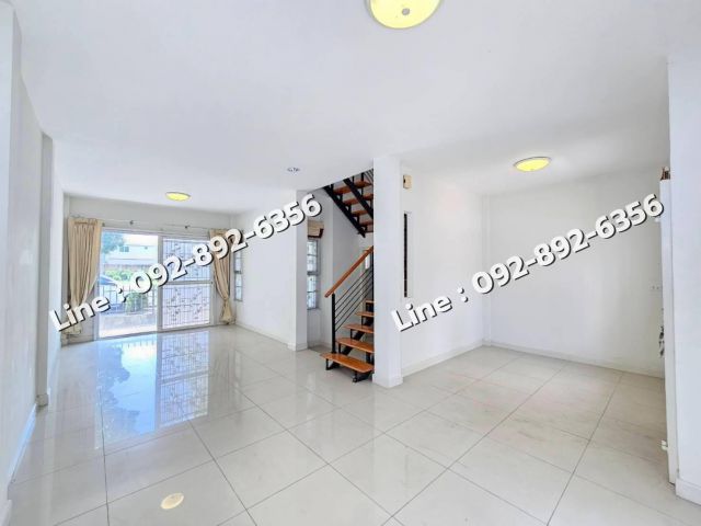 ขายทาวน์โฮม 2 ชั้น 21 ตรว โครงการ วิสต้า อเวนิว เพชรเกษม 81 VISTA Avenue Vista Avenue Petchkasem 81