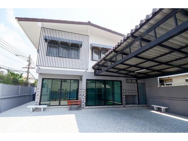 P796 ให้เช่า บ้านเดี่ยว โชคชัย 4 ซอย76 ลาดพร้าว วังหิน เสนานิคม