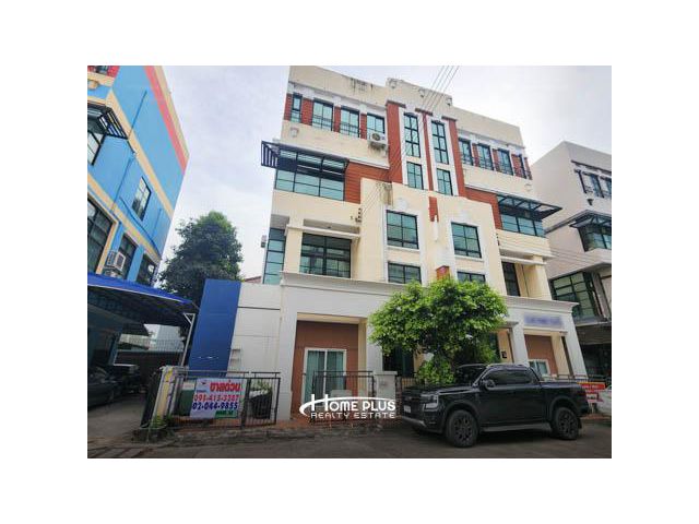 โครงการบ้านกลางกรุง ออฟฟิศ พาร์ค ซอยลาดพร้าว71 (Office Park) หลังมุม