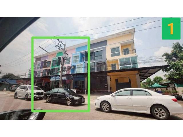 ขายอาคารพาณิชย์ 3.5 ชั้น ทำเลทอง ถนนรังสิต-นครนายก ย่านชุมชน