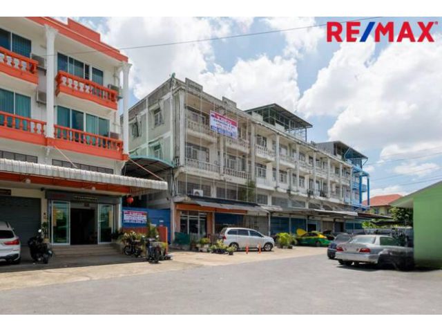 อาคารพาณิชย์ 2 คูหา บนที่ดิน 123 ตร.วา ที่ดินสวย มีทางเข้าออก 2 ทาง #อนามัยงามเจริญ14