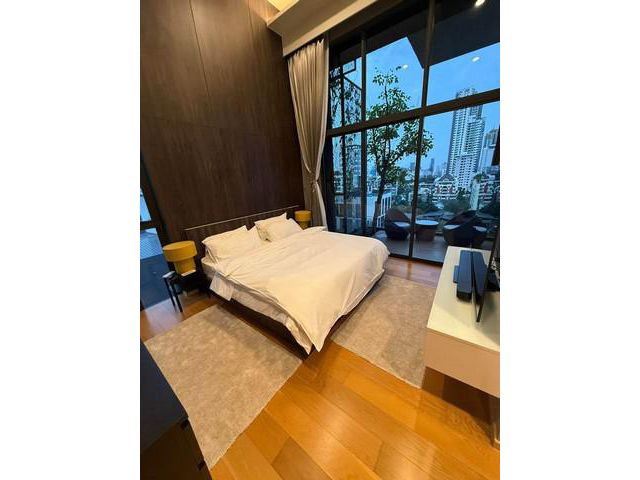 Siamese Exclusive 31 Located in the heart of Sukhumvit 31 For Ren