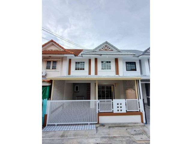 หมู่บ้านพฤกษา21