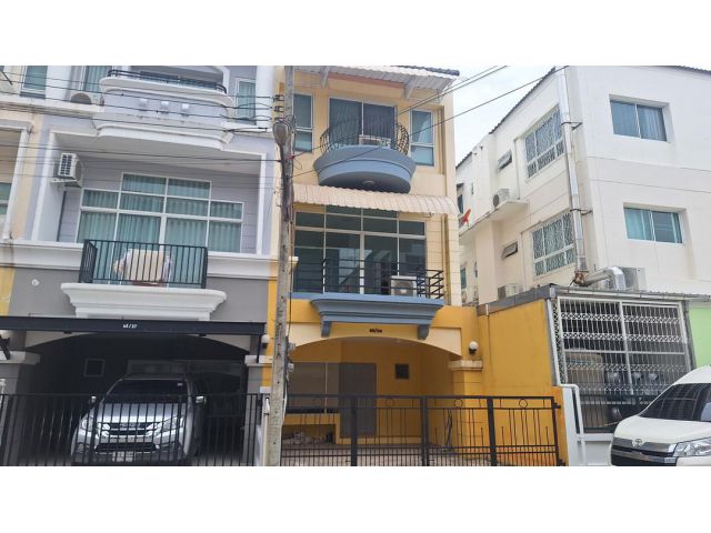 บ้านเช่า ทาวน์โฮม 3 ชั้น โครงการ พรีเมี่ยมเพลส มัยลาภ รามอินทรา 14