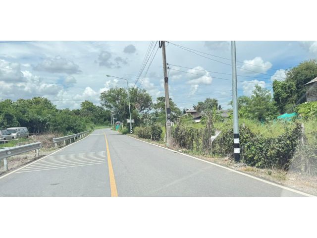 ขายที่ดินติดถนนคอนกรีตตำบลสันผักหวานหางดงโฉนด
