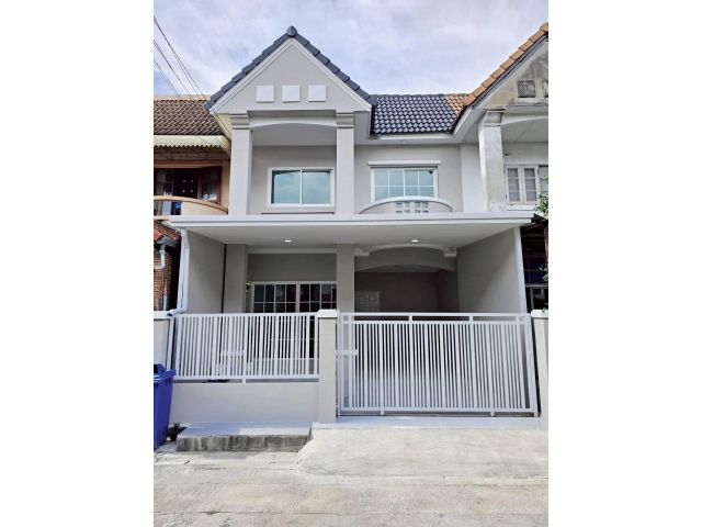 หมู่บ้านลภาวัน8