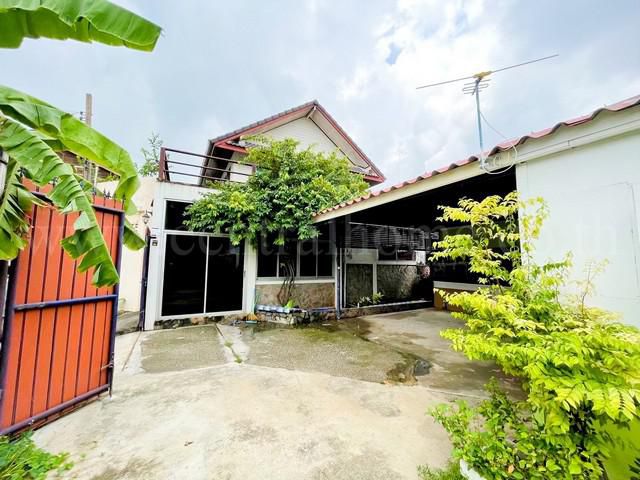 บ้านเดี่ยวพร้อมที่ดิน 80 ตร.วา ซอยวัดกู้ - ปากเกร็ด นนทบุรี