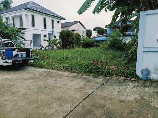 ขายที่ดินแปลงสวย ติดซอยรามอินทรา 65 แยก 2-14-2 ( ซอย 6/1 ) แขวง ท่าแร้ง เขต บางเขน กรุงเทพ