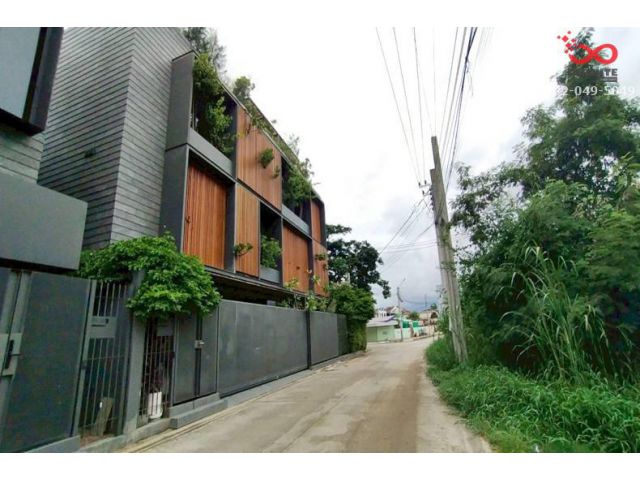 ขายบ้านเดี่ยว 3 ชั้น โครงการ Six Elements บางนา-ตราด ใกล้เมกาบางนา พร้อมลิฟต์ส่วนตัว พร้อมอยู่