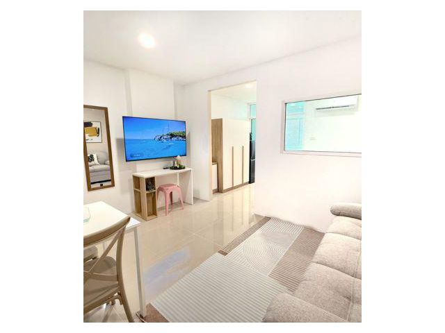SR Land Condo คอนโดราคาถูก ใกล้เซ็นทรัล มีโซนครัว พร้อมเฟอร์นิเจอ