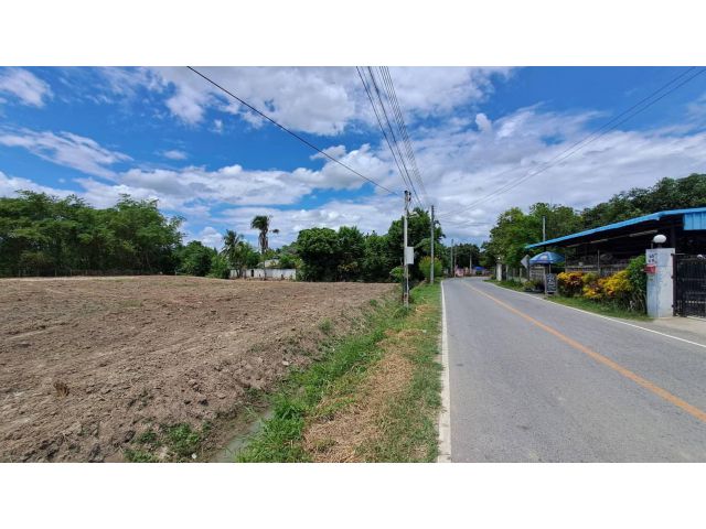 ขายที่ดินติดถนนบ้านแหวนหางดงถมดินเรียบร้อยพร้อมโอน