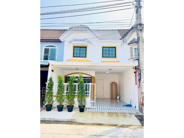 หมู่บ้านมนรดา2