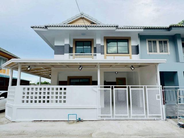 หมู่บ้านพฤกษา10