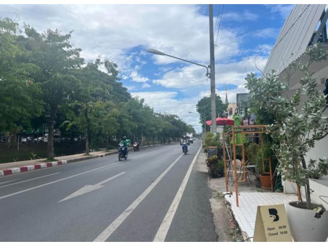 ขายที่ดินตำบลพระสิงห์ช้างม่อยย่านนักท่องเที่ยวพร้อมโอน