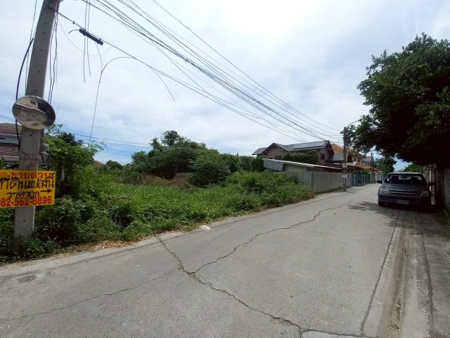 ขายที่ดินเปล่า ซอยบุรุษพัฒน์3 (ซอยรามอินทรา65 แยก2-4)
