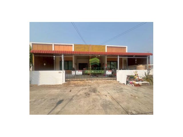 หมู่บ้านสุขถาวร9 กระทุ่มแบน ขายด่วน ทาวน์เฮ้าส์ 2 หลัง เนื้อที่เริ่มต้น 20.10 ตร.ว ตกแต่งสวย ทำเลดี ราคาต่อรองได้