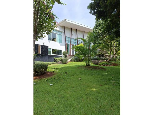Luxury House for Sale in Mu Si, Khao Yai – Near Thanarat Road