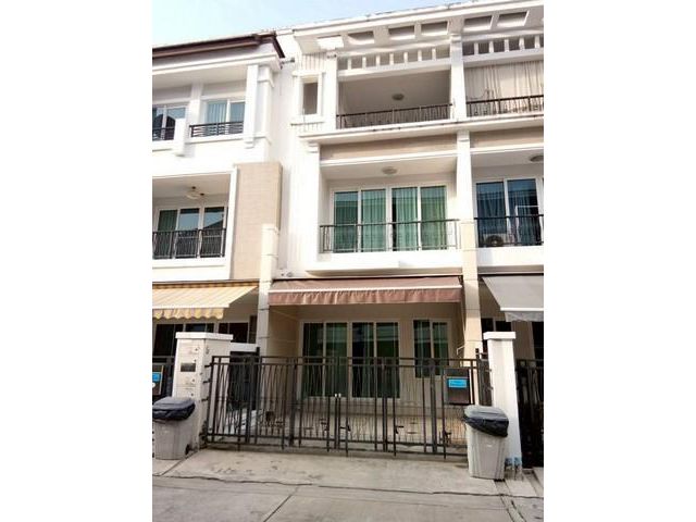 P816 ให้เช่า ทาวน์โฮม บ้านกลางกรุงสาธร พระราม3 ราคาเช่า 45,000 บา
