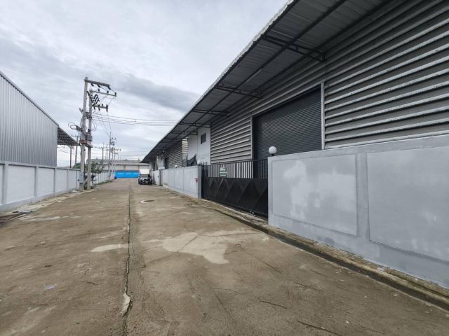 ขาย/ให้เช่า โรงงาน โกดัง  ออฟฟิศ2ชั้น ทำเลดี แถวนาดี