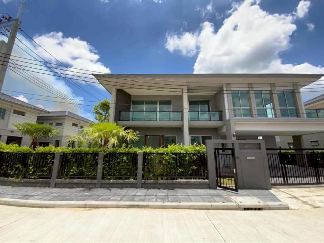 ให้เช่าบ้านเดี่ยวหรู หมู่บ้าน เดอะปาล์ม บางนา-วงแหวน บ้านหลังมุม (N.1758)