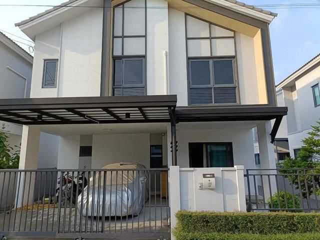 ขายบ้านเดี่ยว SENSE บางนา-สุวรรณภูมิ  40ตร.ว 160ตรม.