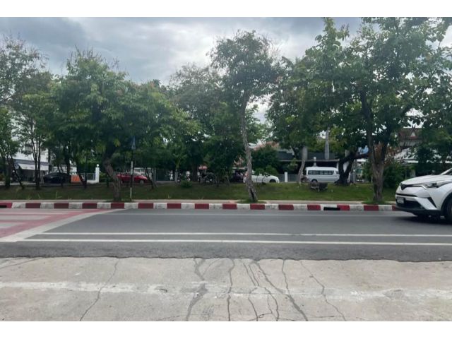ขายที่ดินตำบลช้างม่อย ใกล้คูเมืองโฉนดพร้อมโอน
