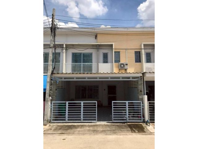 ขายทาวน์เฮ้าส์ 2 ชั้น หมู่บ้านเดอะคอนเนค สุวรรณภูมิ 12a ซอยกิ่งแก้ว 37 ใกล้สนามบินสุวรรณภูมิ (N.1761)