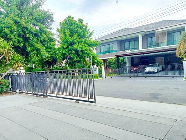 เฟอร์นิเจอร์ บิ้วอิน ครบ Pool ถูกสุดใน3โลก บางนา-สวนหลวง คฤหาสน์