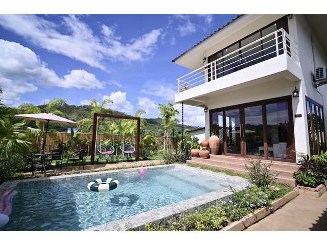 ขายบ้านพักตากอากาศวิวภูเขา พร้อมสระว่ายน้ำ อ เมืองกาญจนบุรี