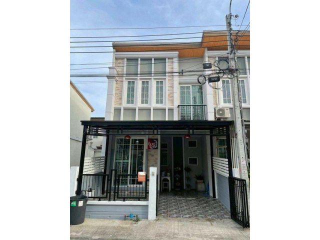 P468 ให้เช่าทาวน์เฮ้าส์ 2 ชั้น โครงการ โกลเด้น ทาวน์ บางนา-สวนหลวง Golden Town Bangna-Suanluang ห้องมุม ไม่รับสัตว์เลี้ย