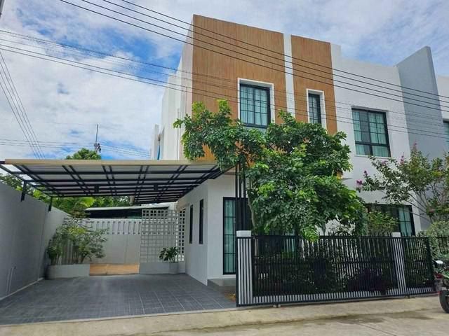 บ้านสร้างใหม่ทำเลแหล่งความเจริญอมตะนครชลบุรี