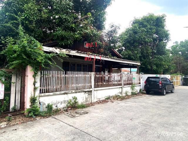 ขายบ้านเดี่ยวซอย ไสวประชาราษฎร์ 9 ถ.พระองค์เจ้าสาย จ.ปทุมธานี