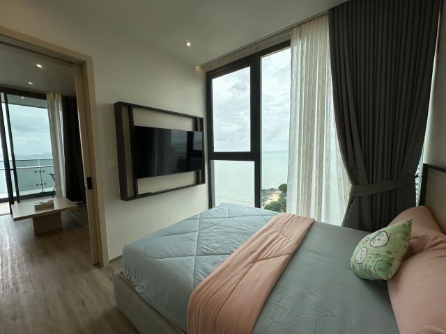 for rent condo Arom wongamat pattaya 2 Beds corner rype (S03-2041)