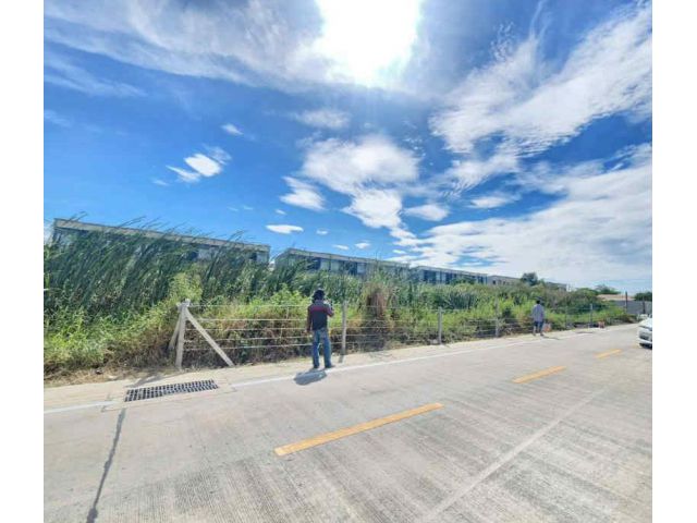 ที่ดิน1ไร่​ พัฒนา​ชนบท​3แยก15