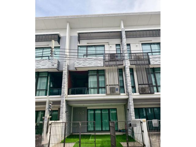 ให้เช่าทาวน์โฮม 3 ชั้น โครงการ Plex บางนา พร้อมอยู่ ติดถนนบางนา-ตราด (N.1763)