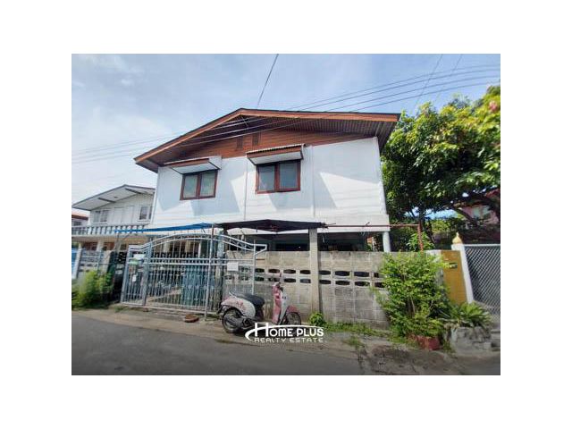 หมู่บ้านปิ่นเจริญ1 ซอยสรณคมน์19 (ใกล้สนามบินดอนเมือง)