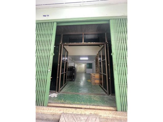 ขาย อาคารพาณิชย์ ซอยจรัญสนิทวงศ์  ทำเลดีใกล้ MRT สถานีท่าพระ
