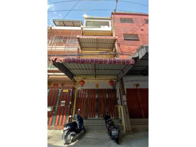 ขายอาคารพาณิชย์ 4 ชั้น รีโนเวทพร้อมอยู่ ซอยสาธุประดิษฐ์15 แยก4 ทำเลดี หลังเซ็นทรัล พระราม3